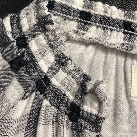 Cotton blend Cloth & Stone for Anthropology black & white top Size M, EUC - Picture 6 of 10